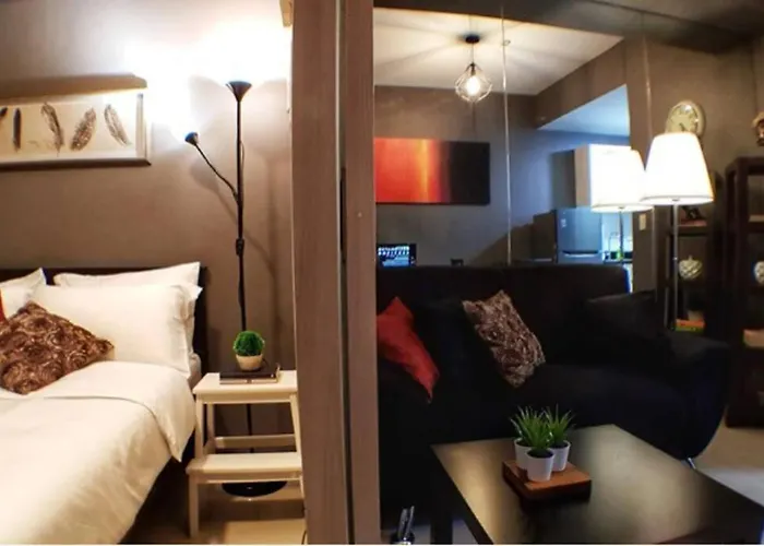 Homey Makati Condo Unit With Netflix